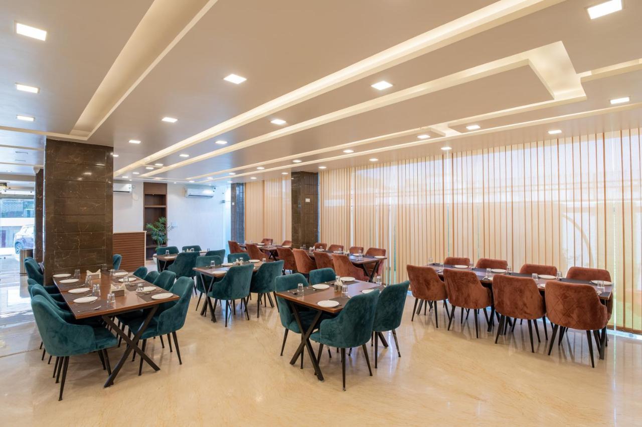 Hotel Vivaan Regency Харидвар Экстерьер фото