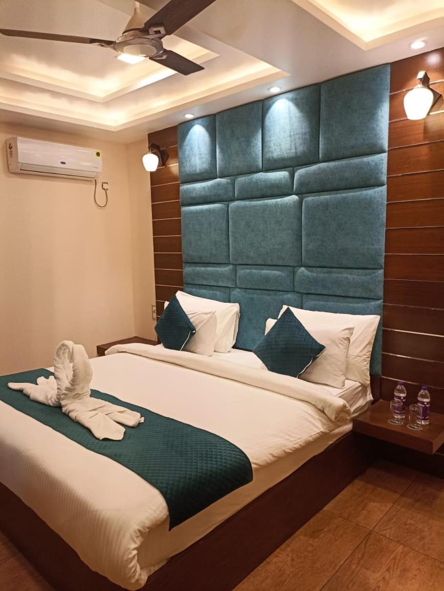 Hotel Vivaan Regency Харидвар Экстерьер фото